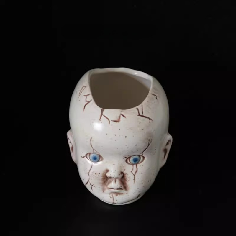 Horror themed doll head cerami – обзор и цена Tablet Reading Accessories